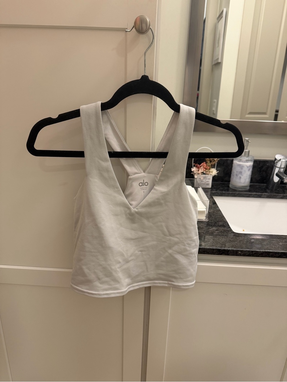 ALO Yoga White V-Neck Cropped Tank with Strappy Back